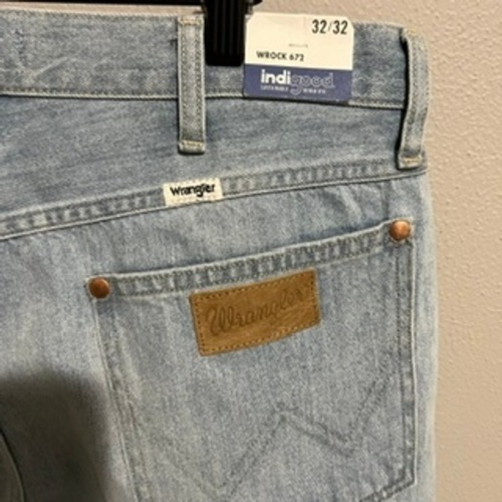 Wrangler Lovestruck High Rise Flare Jeans Light Wash Raw Hem 32/32 WROCK 672 - Picture 6 of 16
